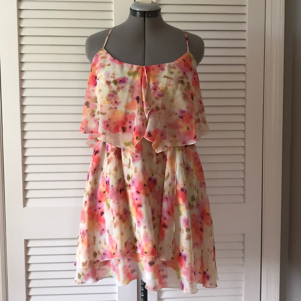 Guess flowy peach and pinks floral strapless dress